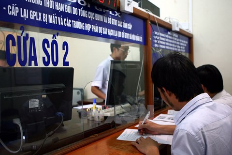 Hà Nội đo mức độ hài lòng của người dân về thủ tục cấp đổi giấy phép lái xe
