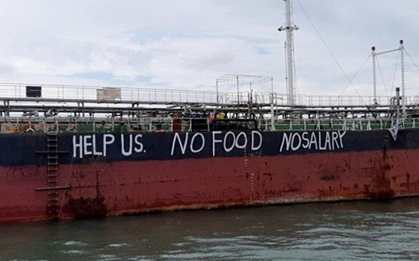 Hỗ trợ đưa 12 thủy thủ Việt Nam mắc kẹt trên biển Malaysia về nước