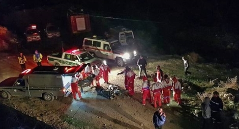 Xe buýt rơi xuống khe núi, ít nhất 19 người thiệt mạng