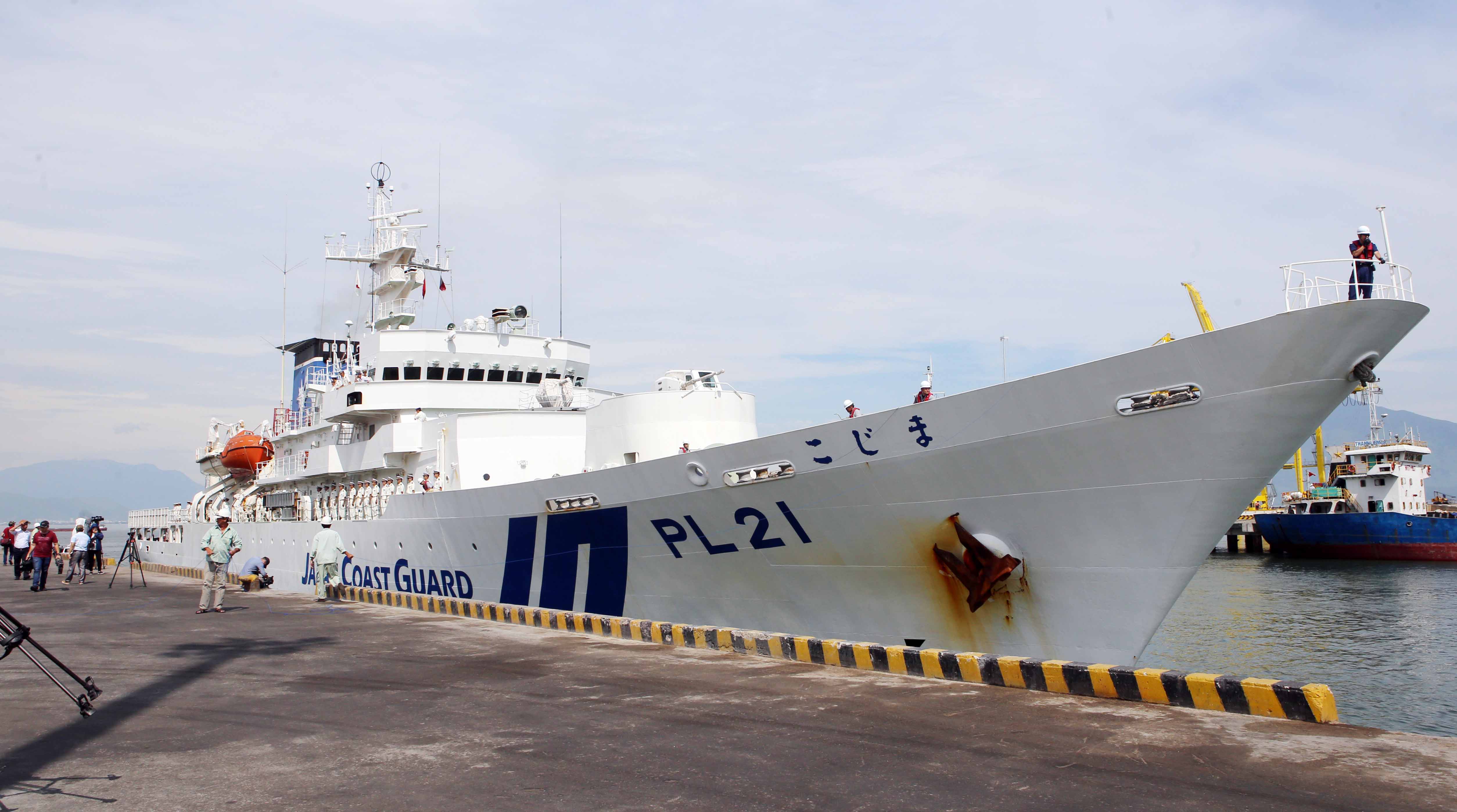 Tàu huấn luyện bảo vệ bờ biển Nhật Bản thăm hữu nghị Đà Nẵng