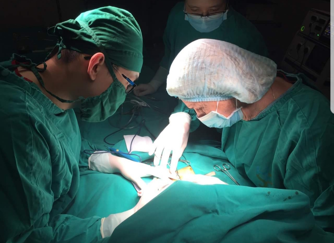 BV Xanh Pôn phẫu thuật thành công bệnh phù bạch huyết đầu tiên ở Việt Nam