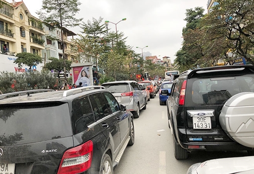 Liên ngành huy động tổng lực giải tỏa ùn tắc cuối năm