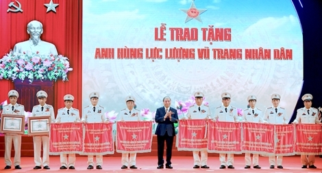 Những tập thể anh hùng thi đua yêu nước của lực lượng CAND