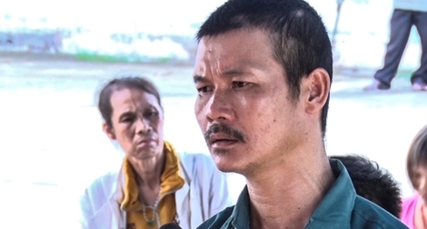 Phạt tù bị cáo đâm Công an xã bị thương